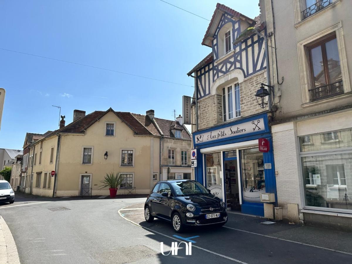 Charmante Maison En Pierre - Centre Ville - Plage Ouistreham Eksteriør bilde
